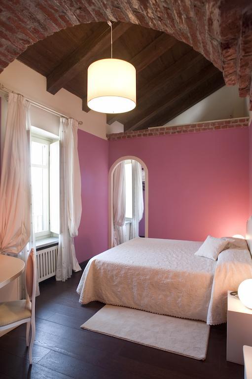 Hotel Cascina Di Corte Venaria Reale Bagian luar foto